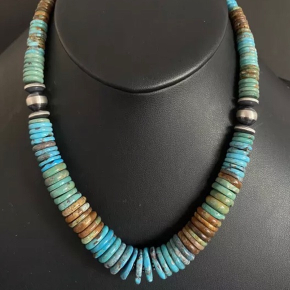 S.Silver Graduated Blue GreenTurquoiseBeadNecklace